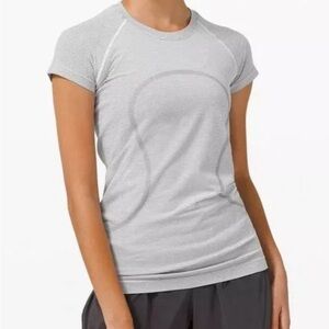 Stripped lululemon swiftly tech